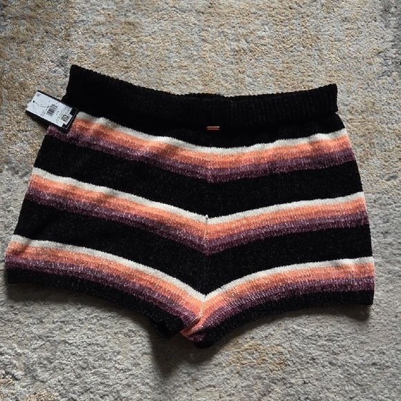 Volcom Fuzzy Knit Shorts in Black and Orange - Picture 3 of 6